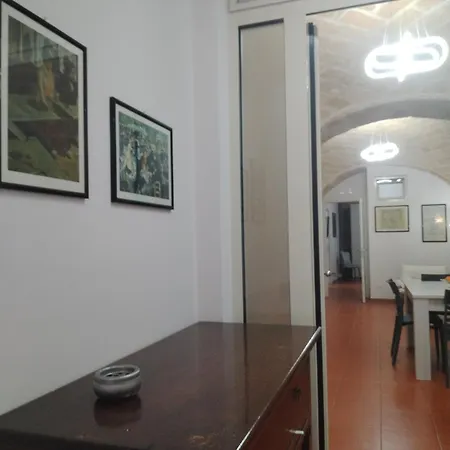 Apartment Casa Nel Cuore Della Pietra Barletta